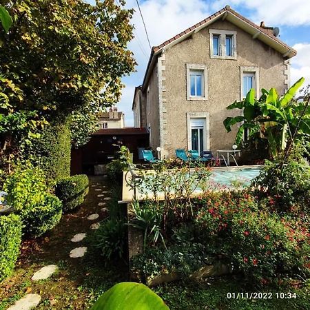 Maison De Famille A Perigueux Exterior photo